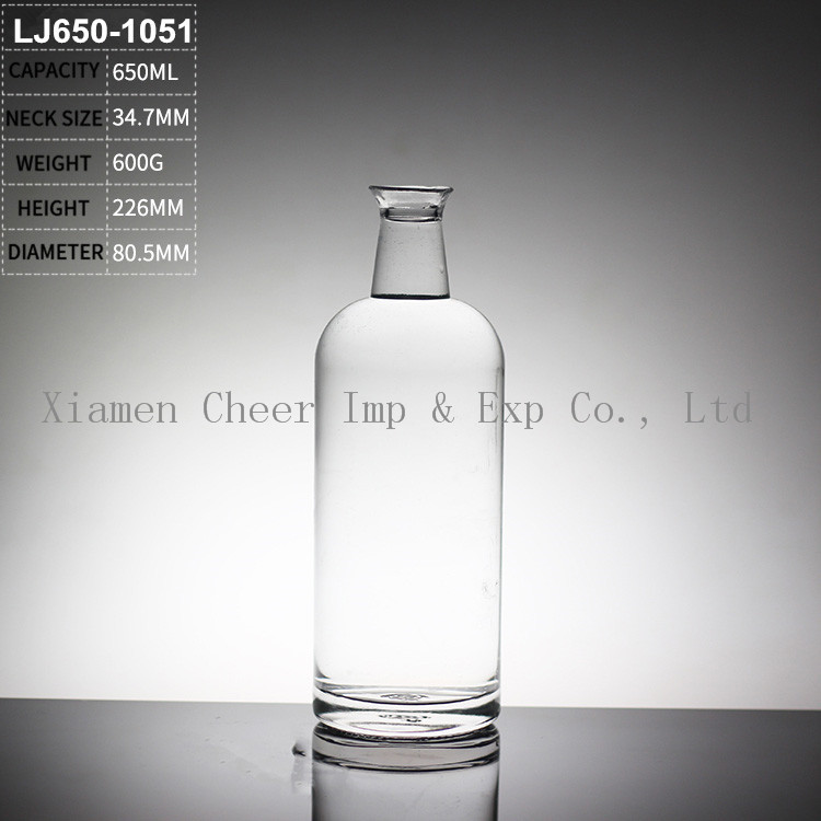 Glass Liquor Bottle With Short Neck LJ650-1051.jpg Glass Liquor Bottle With Short Neck LJ650-1051.jpg