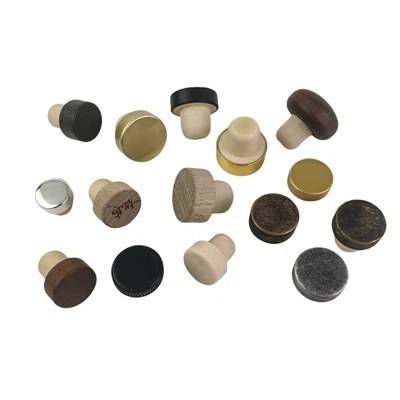 Polymer Stoppers vs. Natural Cork Stoppers: Which is Right for Your Whisky?