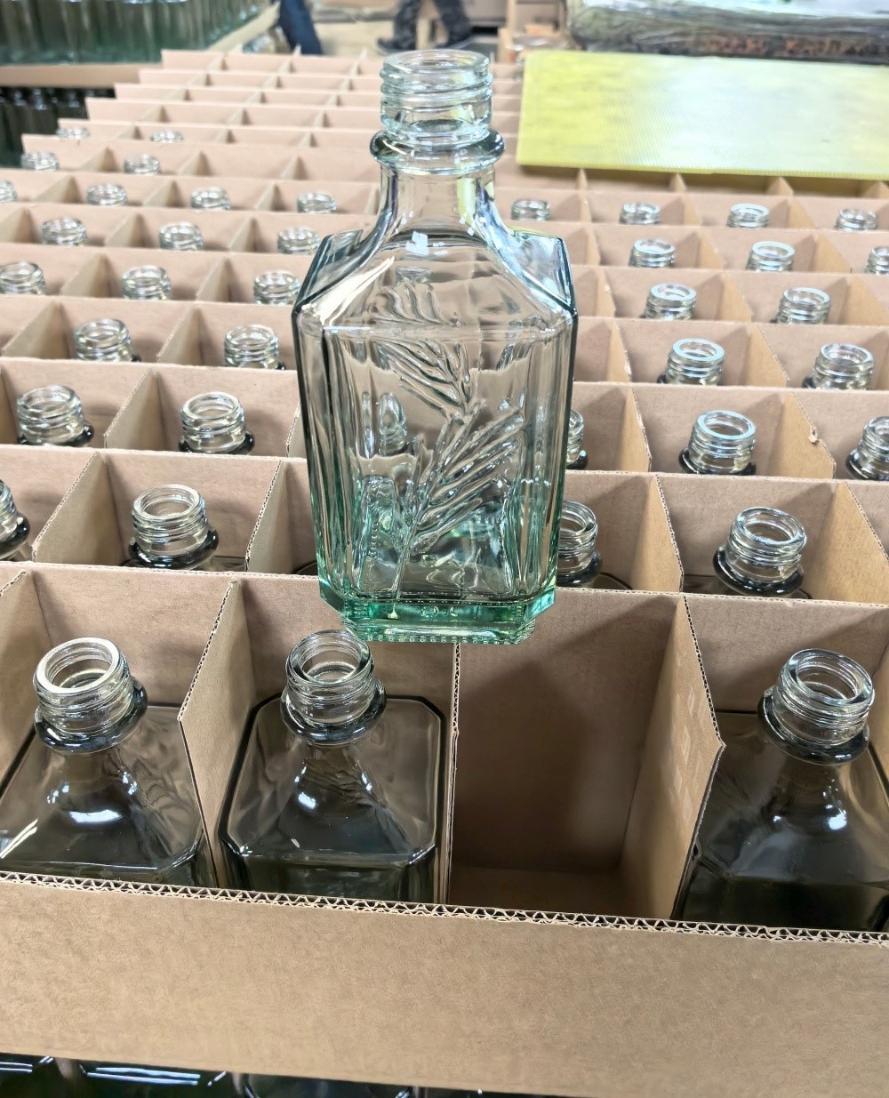 glass bottles glass bottles